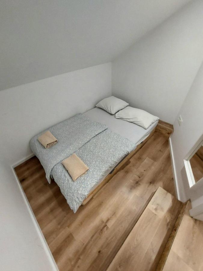 Unique Vila Veselova, Center 4*